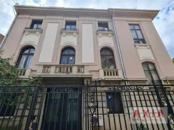 Vila consolidata in zona Unirii – Cartierul Evreiesc